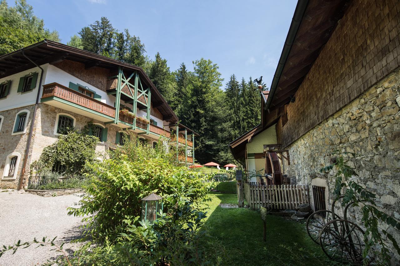 Naturidyll Hotel Hammerschmiede Anthering Exterior photo